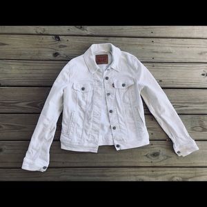 Levi’s White Wash Denim Jacket Sz Small